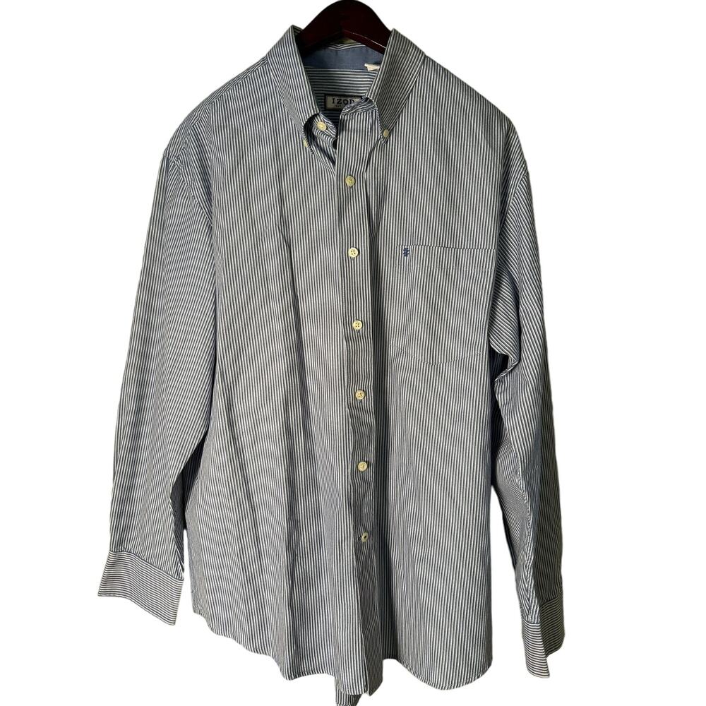 IZOD Long Sleeve Button Down Dress Shirt Mens Large with Blue Stripes